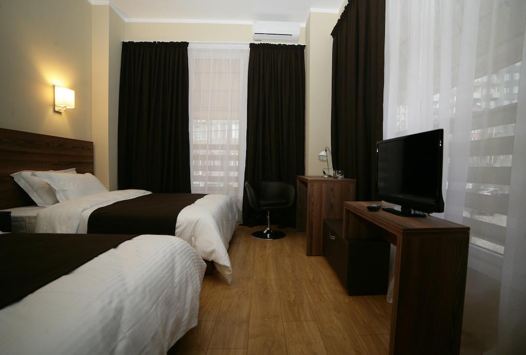 Basilon Hotel Tiflis Habitación foto